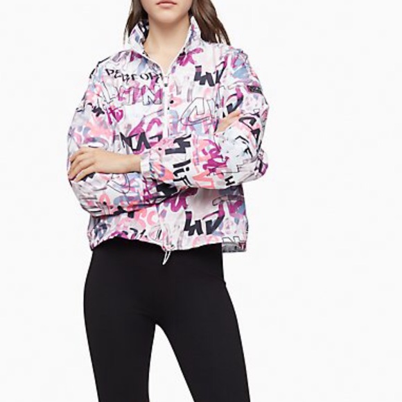New Calvin Klein 1/4 zip printed Pullover Size M with tags floral print⭐⭐️⭐️⭐️⭐️ - Picture 4 of 9